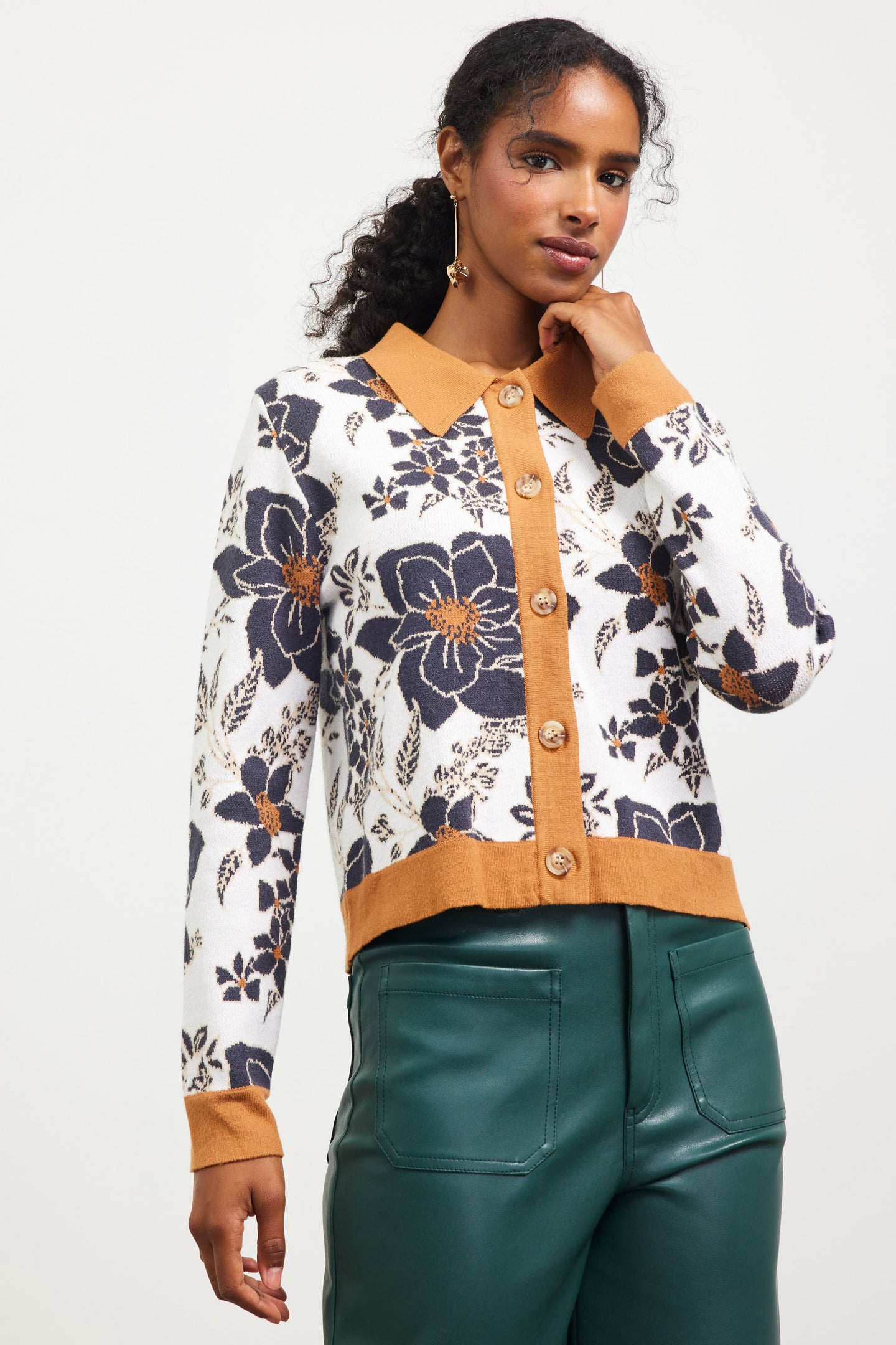 Intarsia Knitted Floral Cardigan