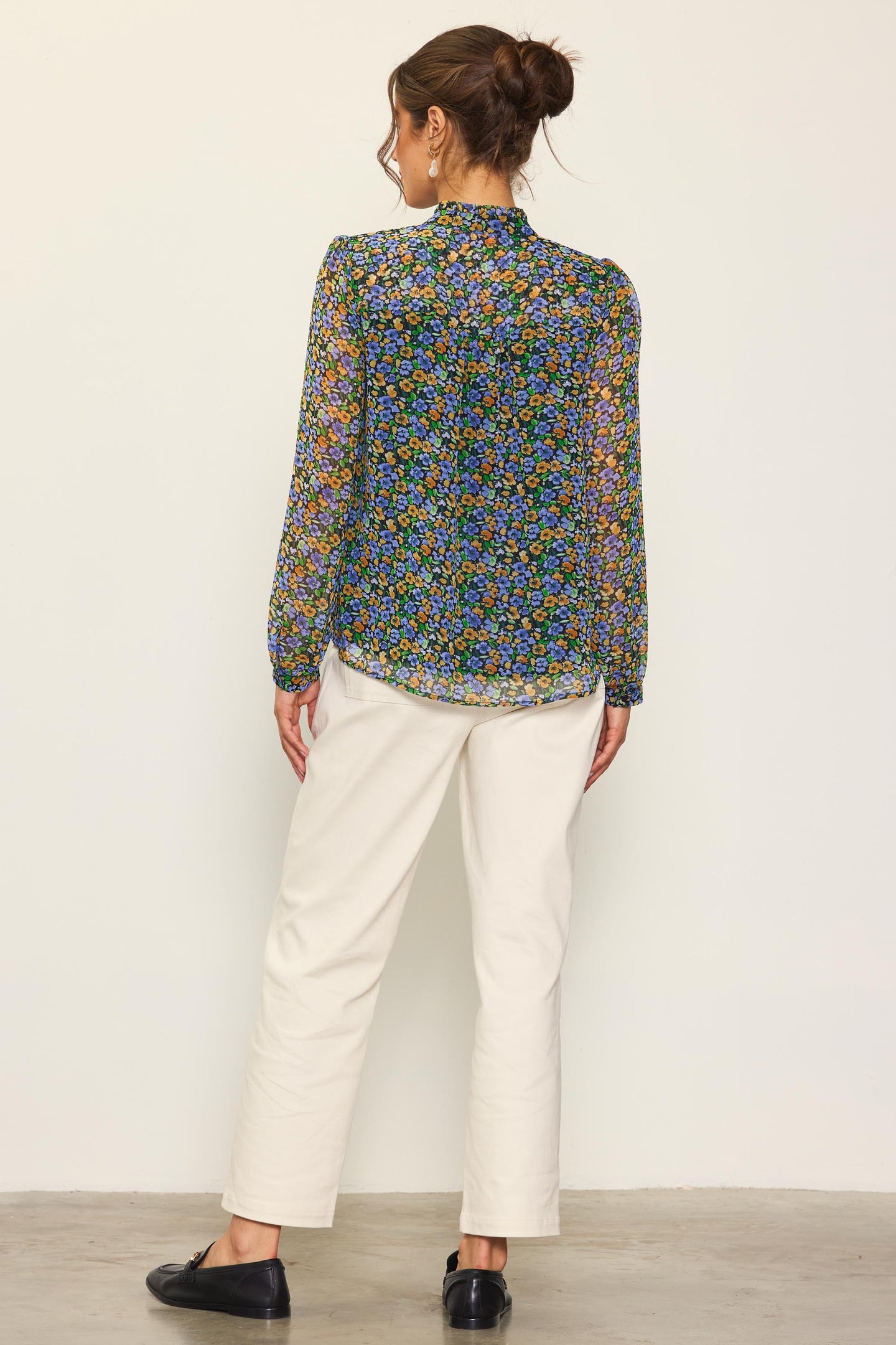 Daisy Print Neck Tie Blouse