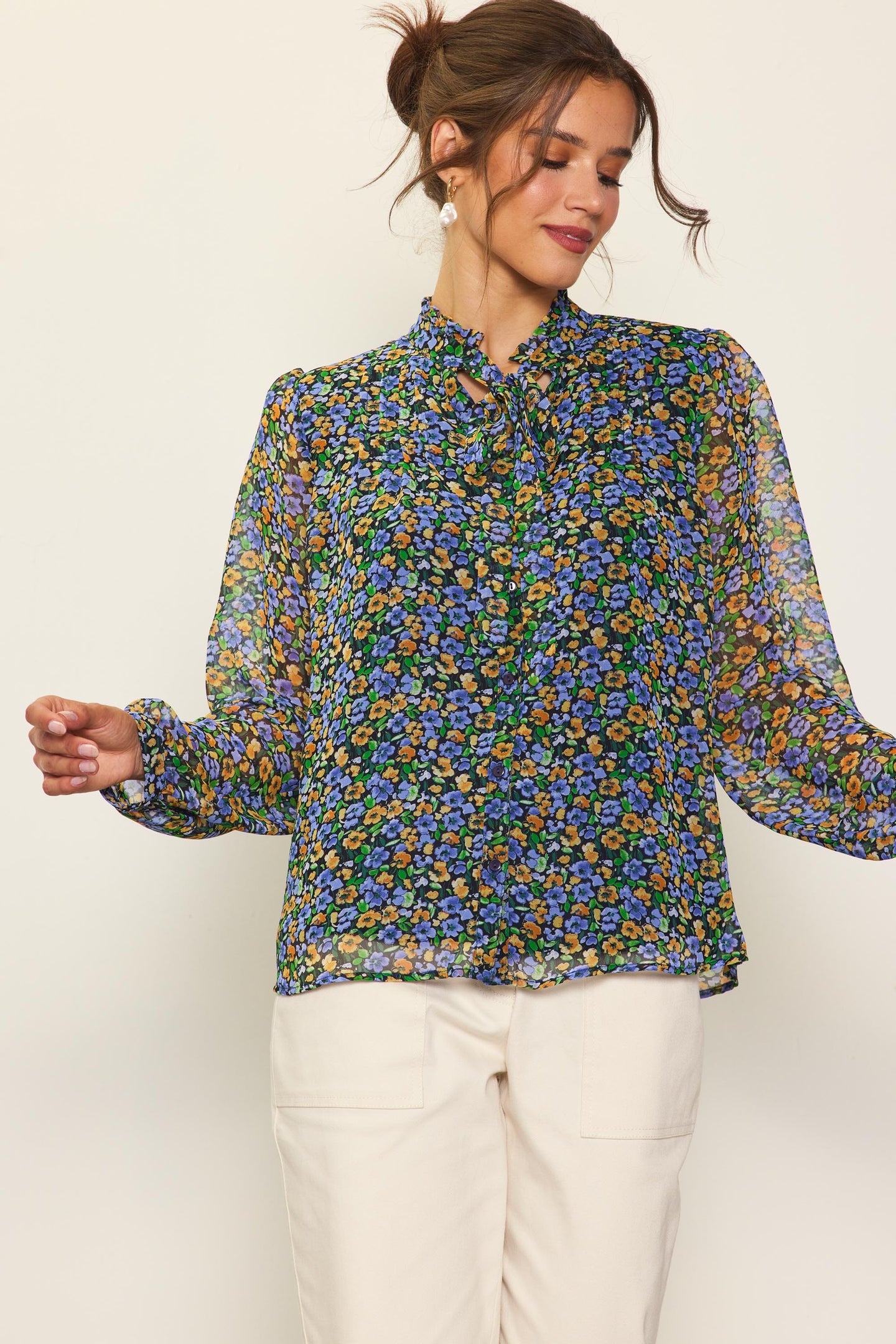 Daisy Print Neck Tie Blouse