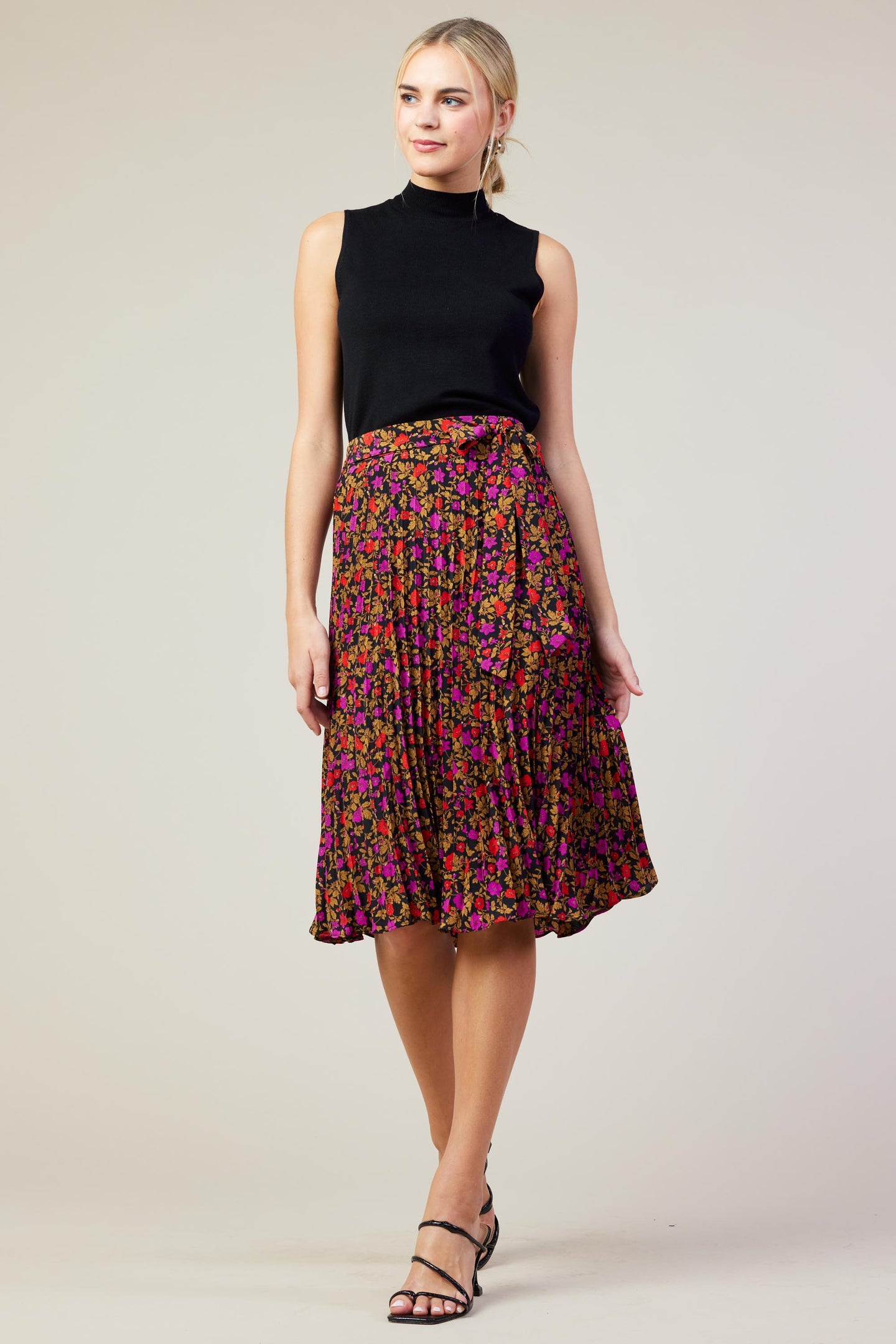 Daray Floral Print Midi Skirt