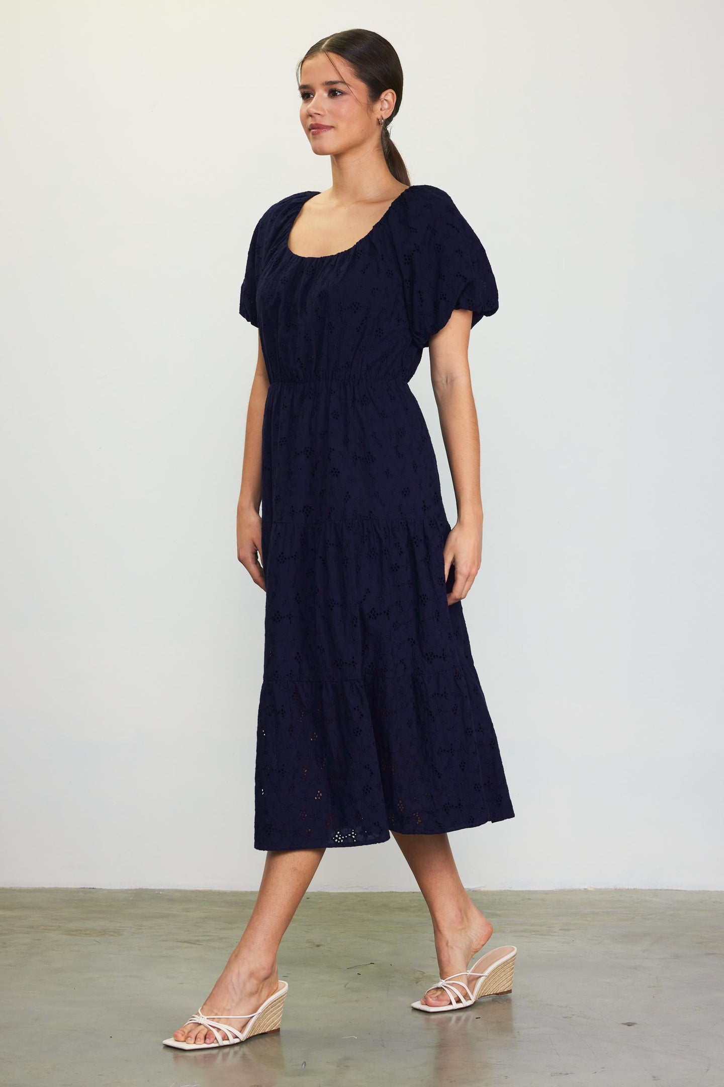 Puffed Sleeve Tiered Midi Dress