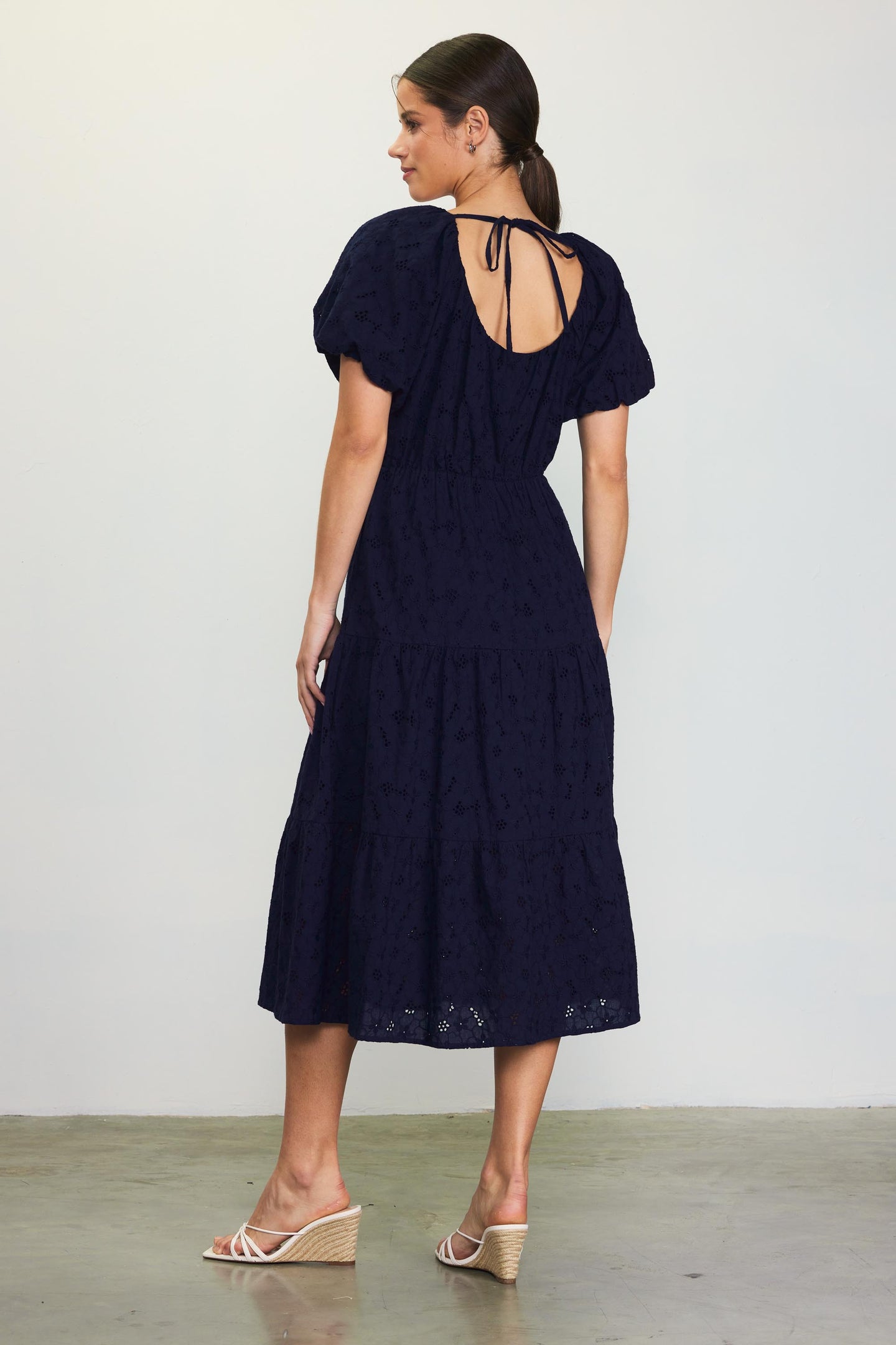 Puffed Sleeve Tiered Midi Dress