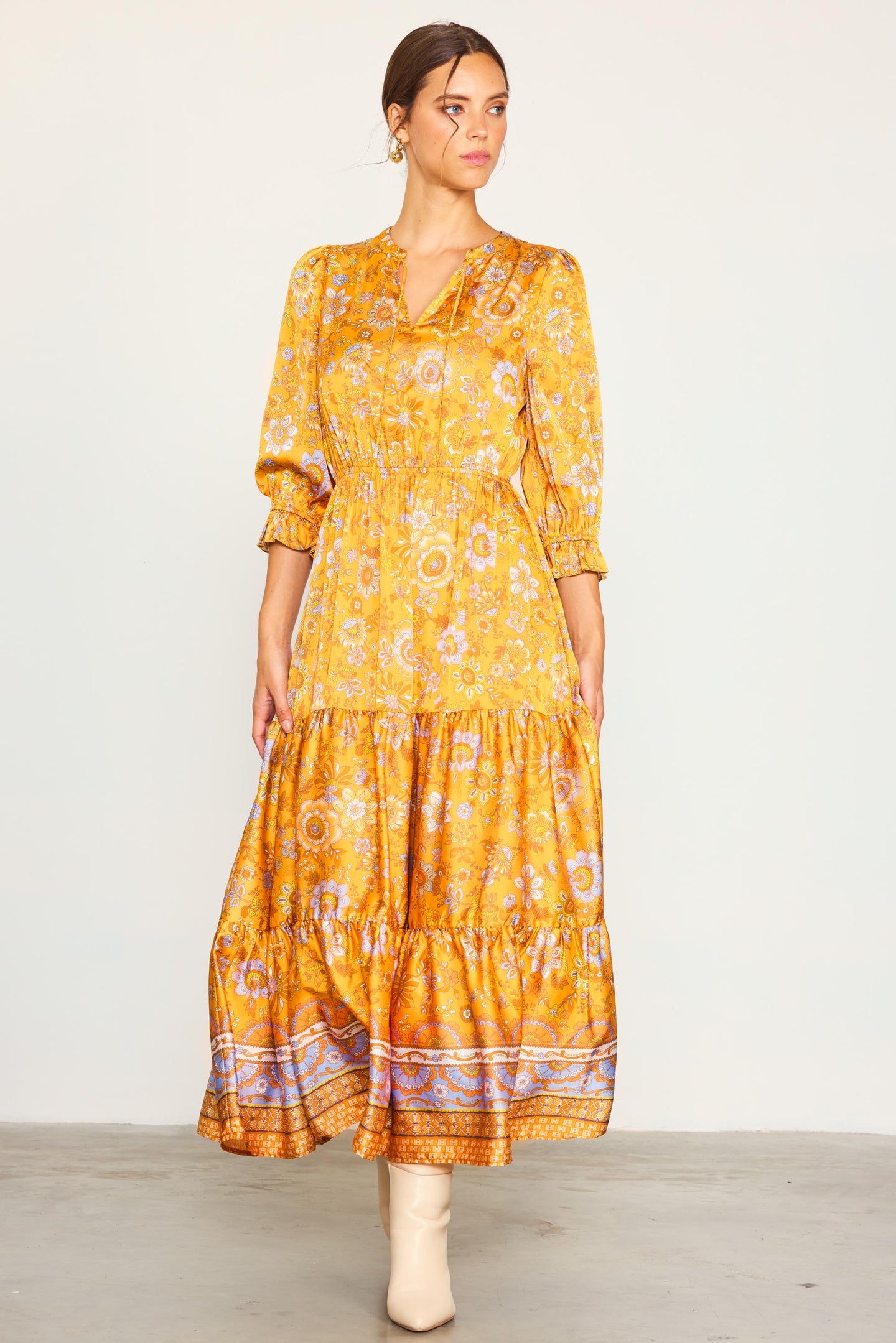 Retro Floral Motif Maxi Dress