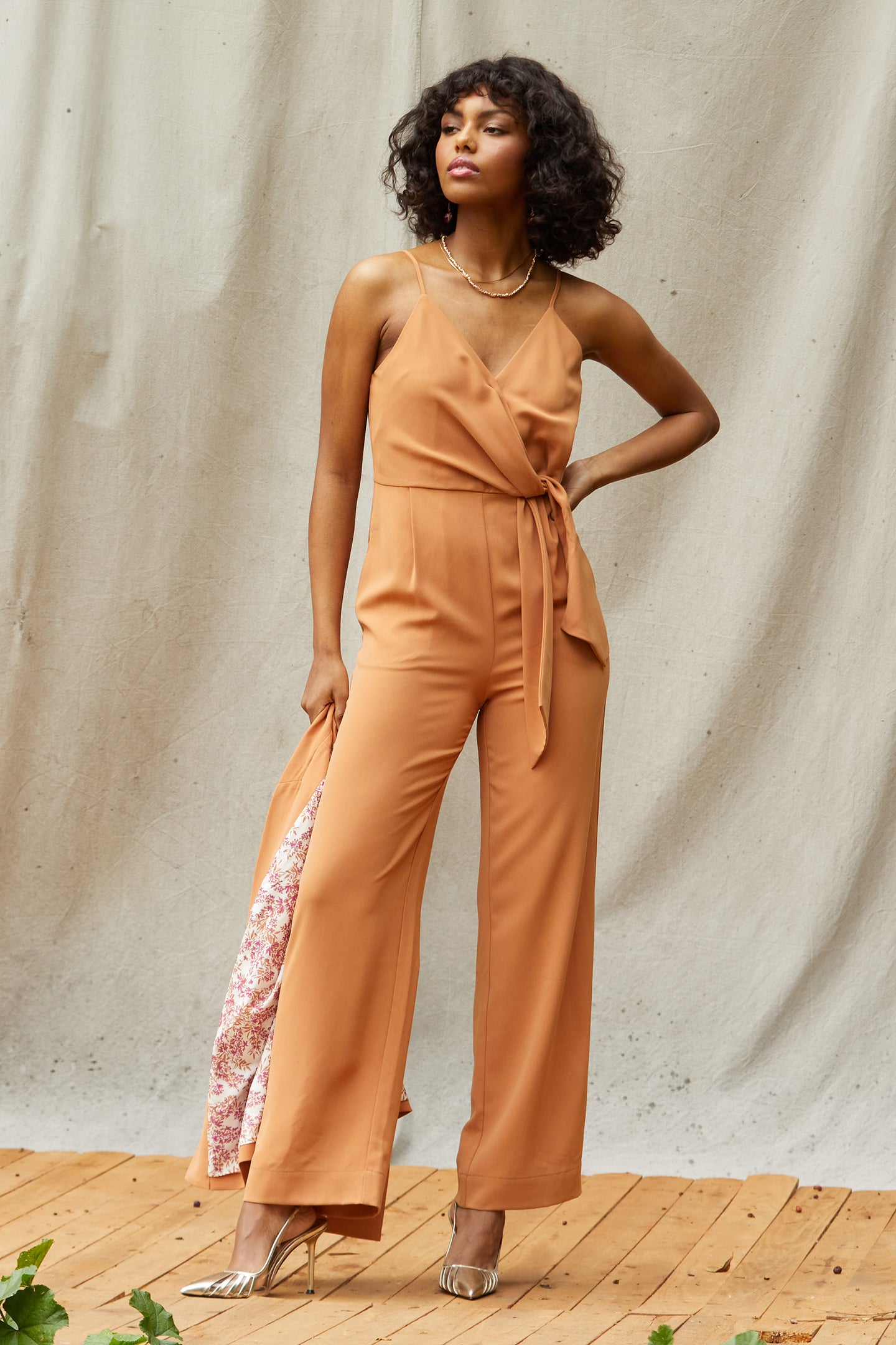 Waist Tie Detail Sleeveless Jumpsuit