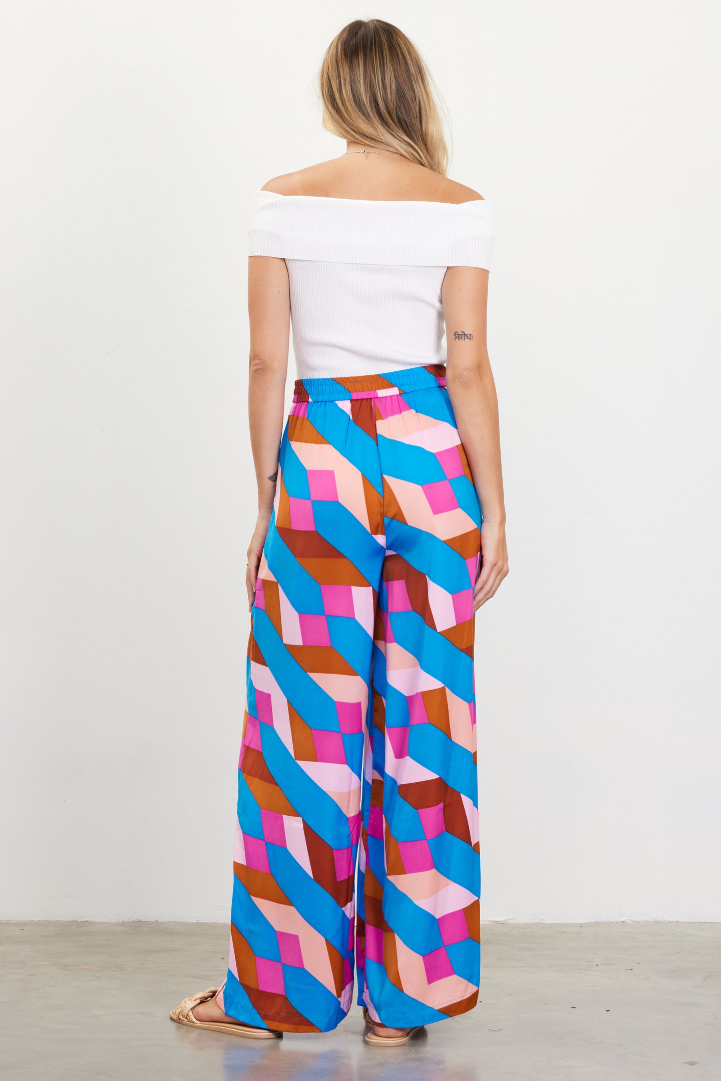 Geometric Print Wide Leg Pants